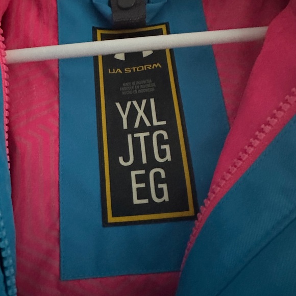 Youth Under Armour Jacket - Picture 3 of 4
